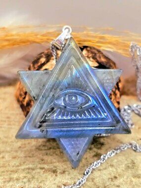 Nature Labradorite Pyramid Masonic All See Eye Pendant Necklace